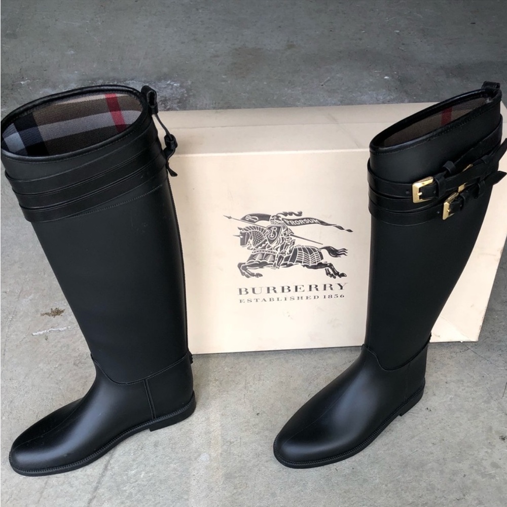 Burberry Black Tall Boots with Buckle